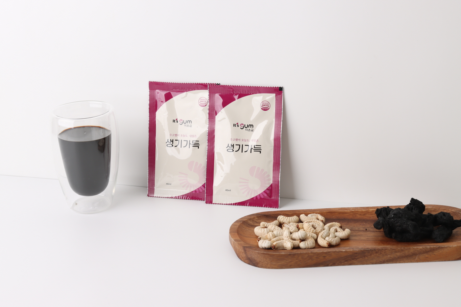 활기가득 전통과 과학이 만난 굼벵이 프리미엄 천연 단백질 솔루션 (3개월분)(복사)