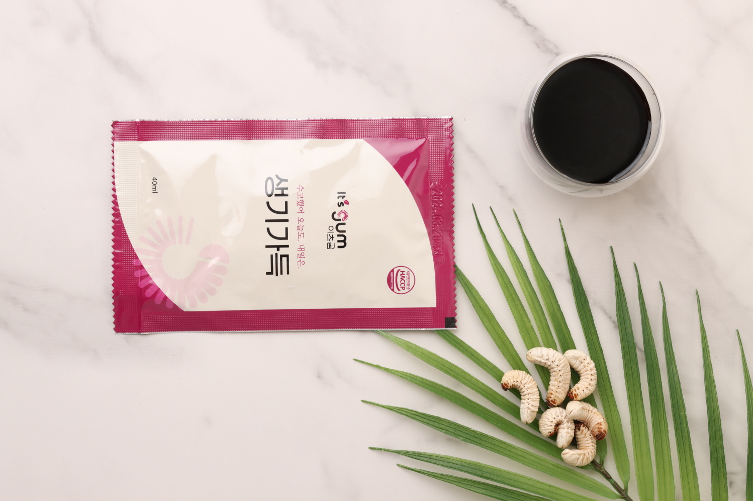 활기가득 전통과 과학이 만난 굼벵이 프리미엄 천연 단백질 솔루션 (3개월분)(복사)